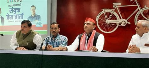 Ls Polls 2024 अखिलेश यादव से हुई मुलायम वाली गलती स्वाति मालीवाल