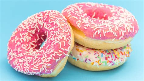 Bakery Allegedly Tries To Pass Dunkin Donut Off As Vegan