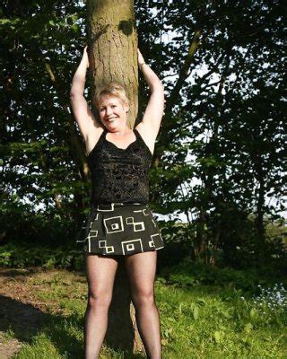 Amateur Matures Exhibiting Their Meaty Pussies Porn Pictures Xxx Photos Sex Images