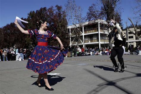 Dise Organiza Actividades Para Celebrar Fiestas Patrias Con Comunidad