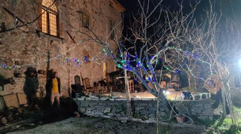 A Magliano Vetere La Festa Della Primavera A Villa Maddalena Di