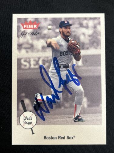 WADE BOGGS Signed 2002 Fleer Greats GOTG BASEBALL CARD 91 Red Sox Rays