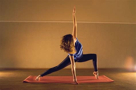 Power Yoga Vs Vinyasa The Differences Benefits Of Each