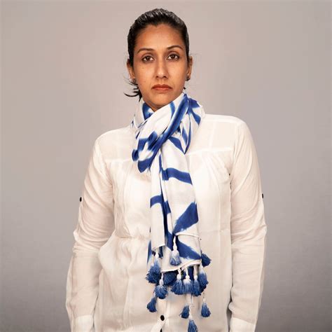 Blue Shibori Star Stole Neeli Titlee