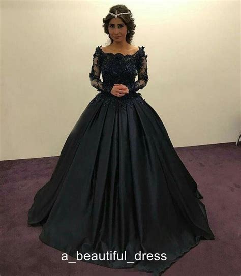 Vintage Black Ball Gown Prom Dresses Long Sleeves Illusion Off Shoulder