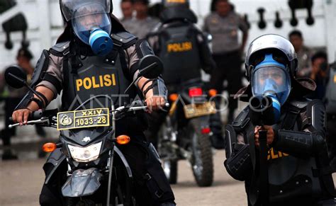 LATIHAN PENGENDALIAN MASSA ANTARA Foto