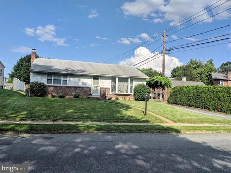 815 N 22nd St Allentown Pa 18104 Mls Palh100015 Redfin