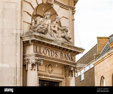 Entrance Of The Lloyds Bank In Kings Lynn Stock Photo Alamy