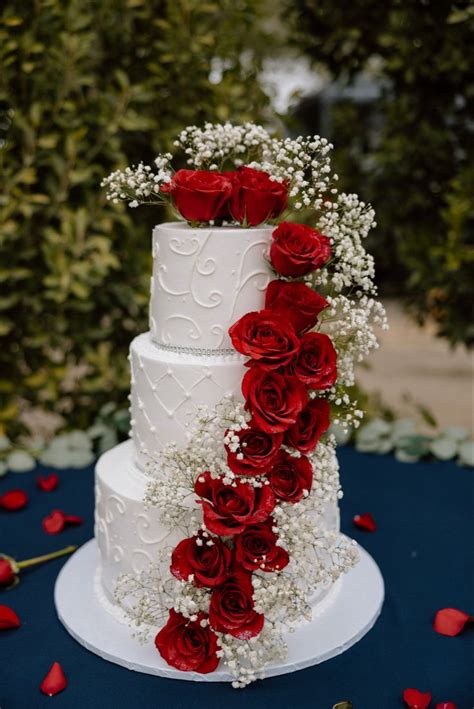 Wedding Details Decor Xoxo Laayycee In 2024 Wedding Cake Red