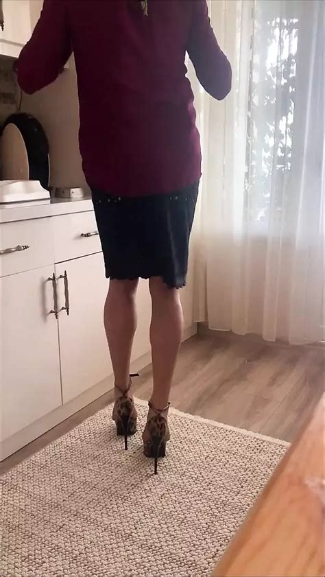 My Mom Dances And Undresses In The Kitchen Shemale Ladyboy Porn Feat Cd Aysemmm Xhamster