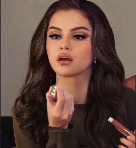 Makeup Tutorial Selena Gomez Hot Look Natural Makeup For Woman Eyeliner Makeup Beautiful