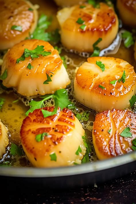 Garlic Lemon Butter Seared Scallops