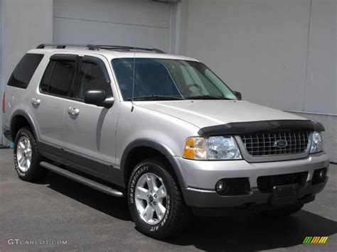 Silver Birch Metallic Ford Explorer Xlt X Photo