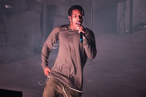 Suposta Sex Tape De A Ap Rocky Vaza E Internet Vai Loucura Metr Poles