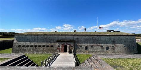 Fort Macon State Park: Interesting Facts and 7+ Things to Do