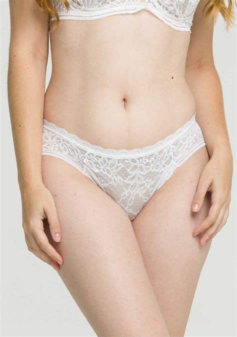 Calcinha Rendada Boreale Envolvente Michelle Lingerie