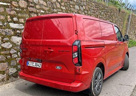 „custom“ Als Botschaft Der Ford Transit Custom Im Test Fuhrpark