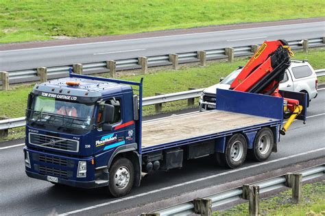 Volvo Tom Ryan Cartage Nthn Motorway Nr Dairy Flat Auck Flickr