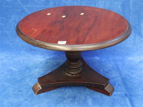 Lot Wine Table