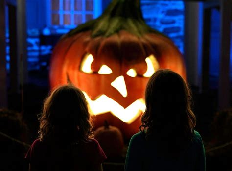 Schools Canceling Halloween Over Diversity Concerns