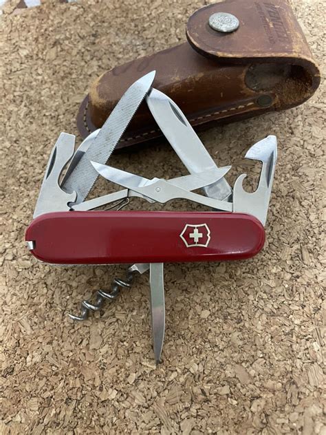 Victorinox Army Yahoo