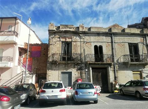 Palazzo Malara In Forte Degrado E Abbandono La Denuncia Di Ancadic