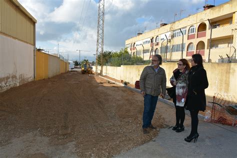 Mejoras En Un Callej N De Campamento Con Asentamiento De La Parcela E