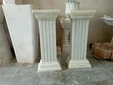 White Round And Square Polished Marble Pillar At Rs 1000 Sq Ft In