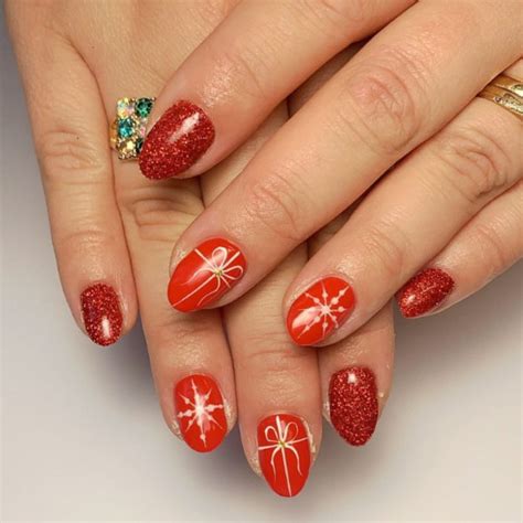 30 Red Festive Nail Designs — 9