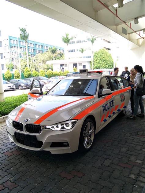 Singapore Traffic Police now boasts of BMW cars for patrolling ...