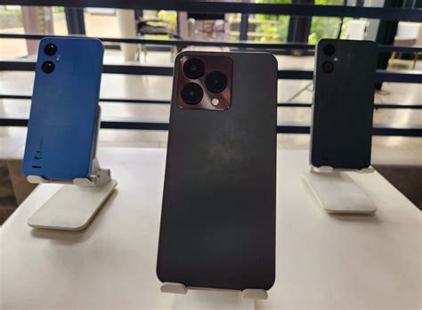 Women Power At The Heart Of Mobicel Ix Smartphone Series Mobile