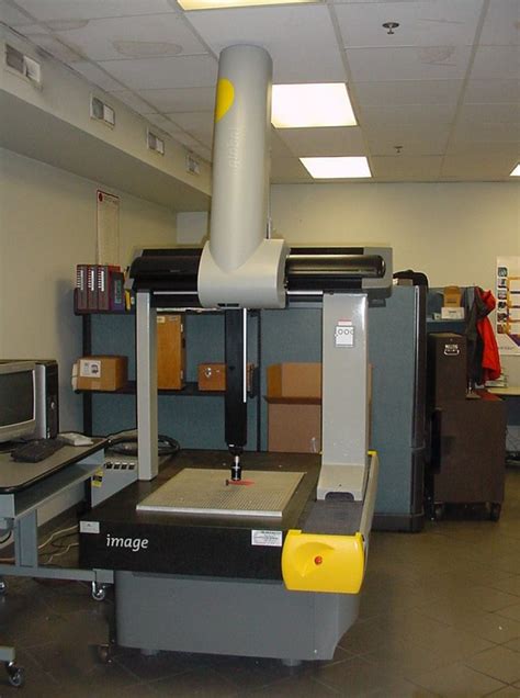 Brown Sharpe Global Image 7 10 7 DCC Coordinate Measuring Machine CMM