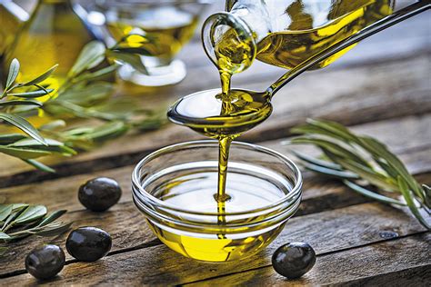 Just A Half Tablespoon Of Olive Oil A Day May Help The Heart Harvard