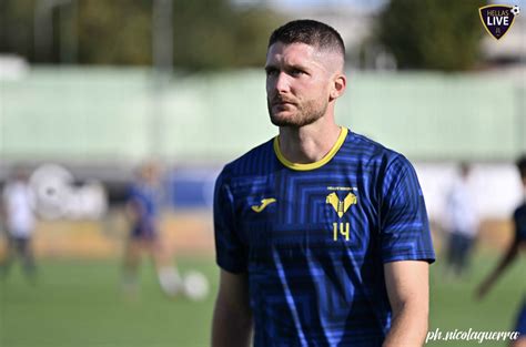 Hellas Verona Henry Non Convocato Da Prima Squadra E Primavera