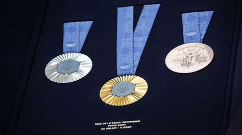 Las medallas de París 2024 llevarán un pedazo de la Torre Eiffel