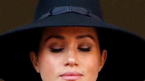 Meghan Markle Eterna Seconda Frustrata Dal Silenzio Della Regina