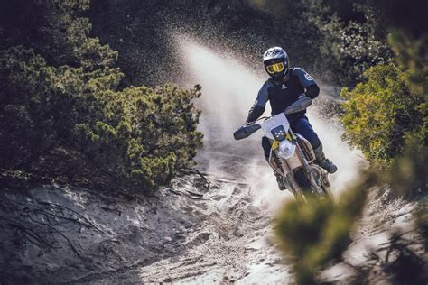 Husqvarna Presenta La Gamma Enduro Motociclismo