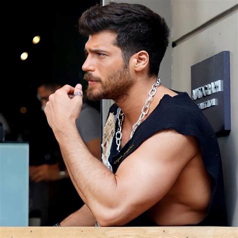 Can Yaman Regresa A Las Redes Sociales Con Una Nueva Foto