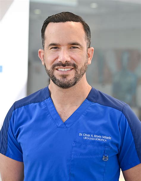 Dr César Adolfo Reyes Velarde Hospitales Angeles
