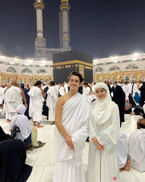 Tv Actress Jannat Zubair Completed Her First Umrah Shared Wonderful