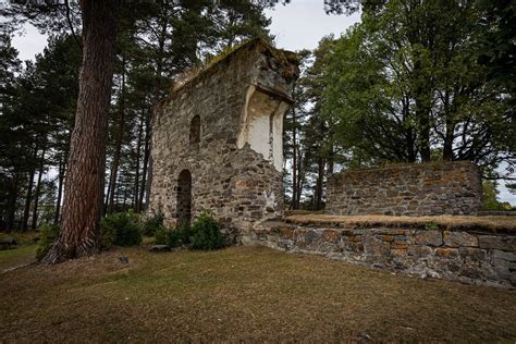 Sunne Kyrkoruin Kastal Udda Utflykter