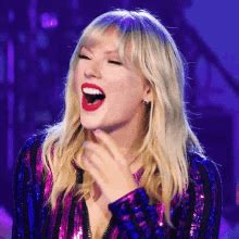 Taylor Swift Laughing GIFs | Tenor