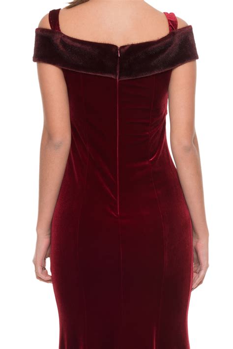 Robe De Soir E Longue En Velours Rouge Bordeaux Abu Abiyefon