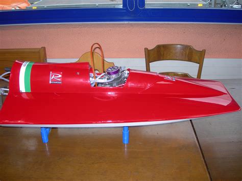 Mon Premier Bateaux Tout Sur Le Thermique Forum Offshore Rc