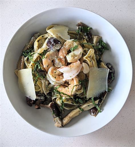 Protein Packed Shrimp And Mushroom Fettuccine Alfredo • Sarah Koszyk