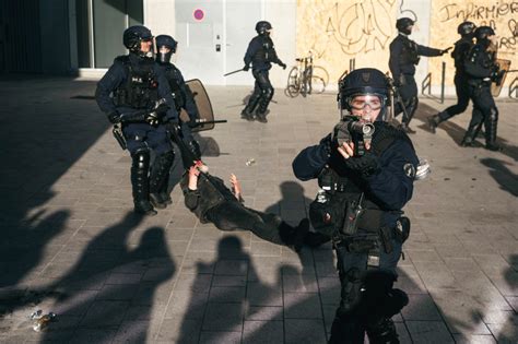 Un policier condamné à six mois de prison pour avoir blessé un Gilet jaune