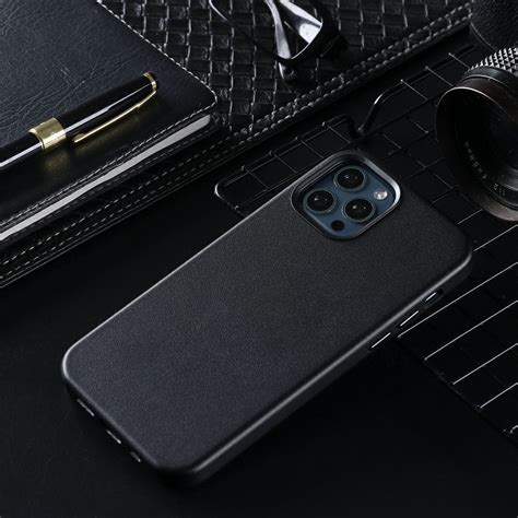 Кожаный чехол iphone 13 Pro / Кожаный чехол для айфон 13 про с функцией ...