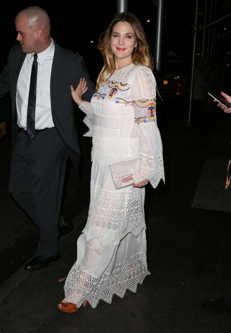 Drew Barrymore In White Long Dress 04 Gotceleb