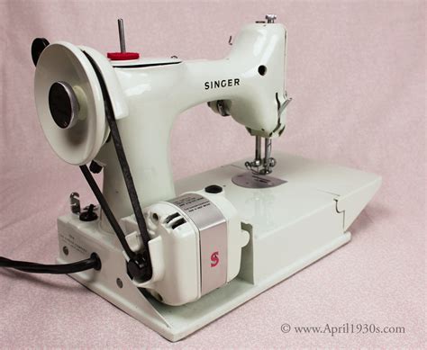 Singer Featherweight 221 Sewing Machine, WHITE EY848***ch – The Singer ...