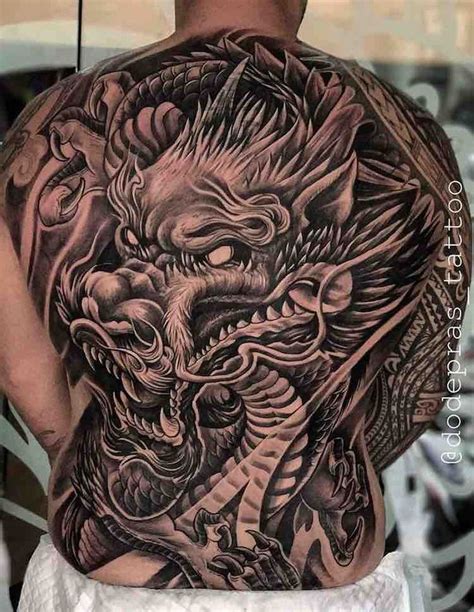 68 Best Back Tattoos Tattoo Insider Cool Back Tattoos Dragon